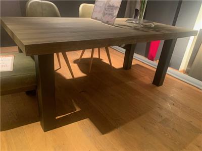 Lederland EINDHOVEN Showroommodel Mido eetkamertafel